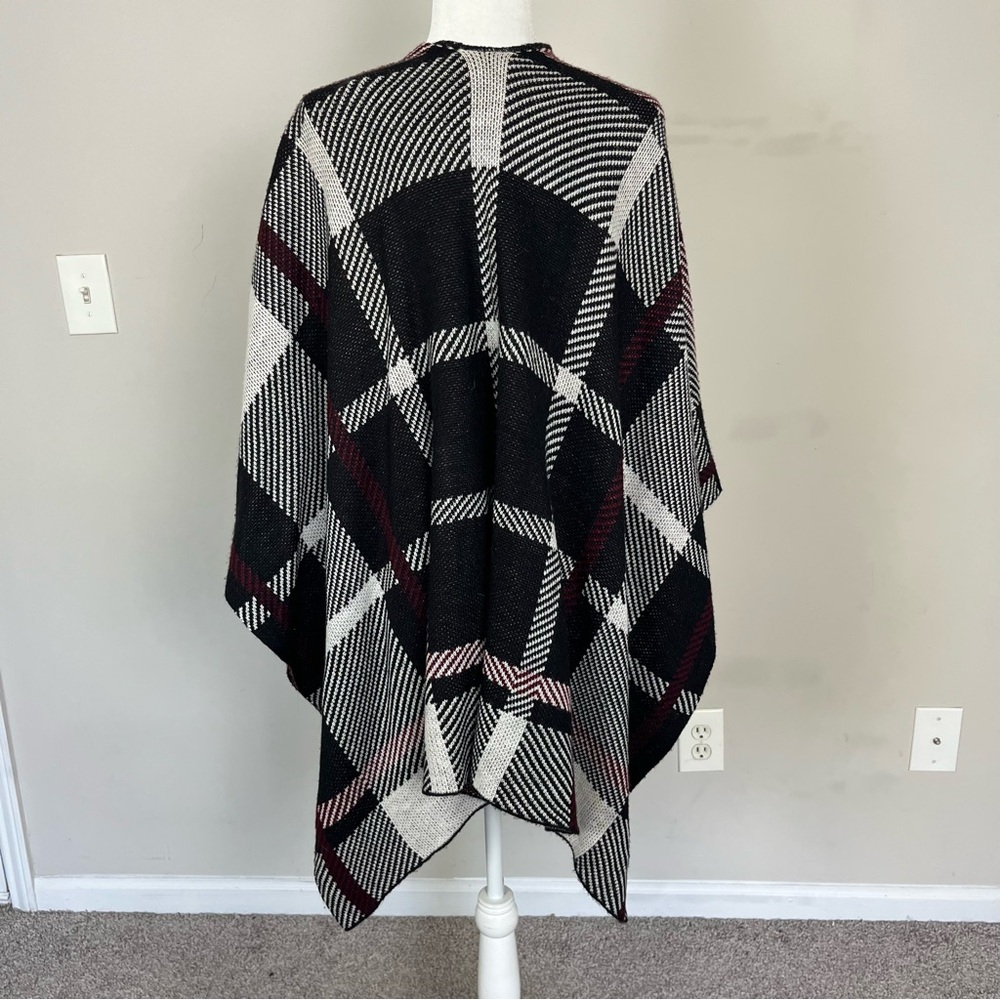 OVERSIZED OPEN FRONT PLAID PONCHO IN BLACK, RED, AND WHITE ONE SIZE FITS ALL - Picture 8 of 14